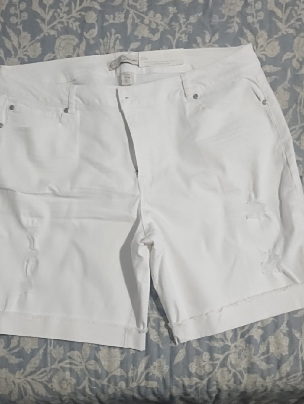 White Distressed Women's Bermuda Shorts - Classic Casual Style